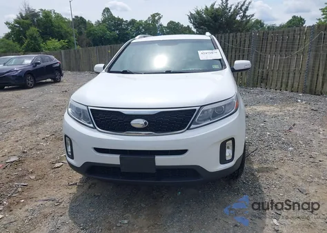 2014 Kia Sorento Lx z USA, uszkodzony, nr VIN 5XYKTCA63EG524801